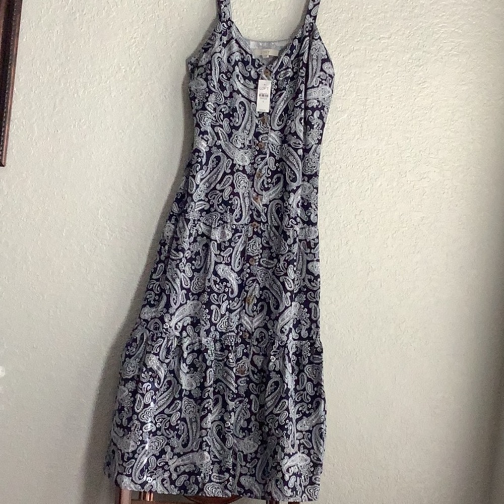 LOFT Black and White Sleeveless Midi Sundress